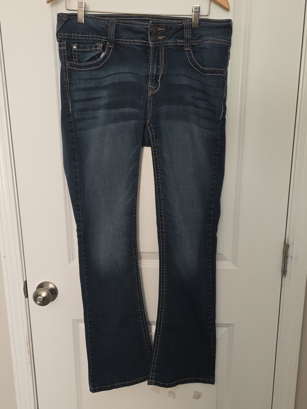 Wallflower Mid Rise Bootcut Jeans, Junior Size 11, Embroidered Pockets